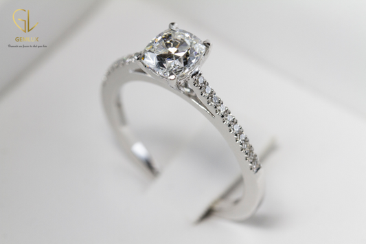 Personalized Lab-Grown Diamond Engagement Rings: A Modern Twist