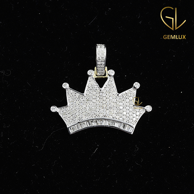 Iced Out Bling Bling Moissanite Diamond Crown Hip Hop Pendant