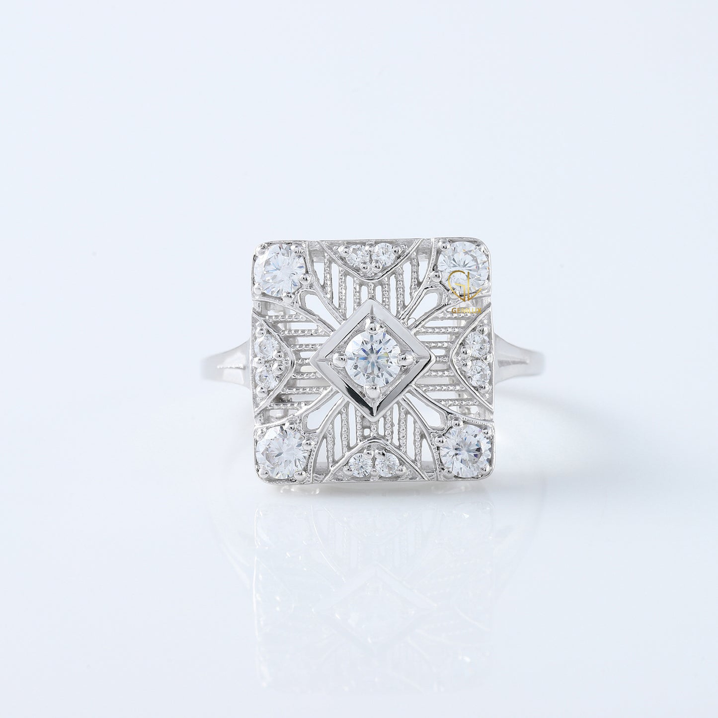 1890s Vintage Filigree Design Round Lab Grown Antique Ring