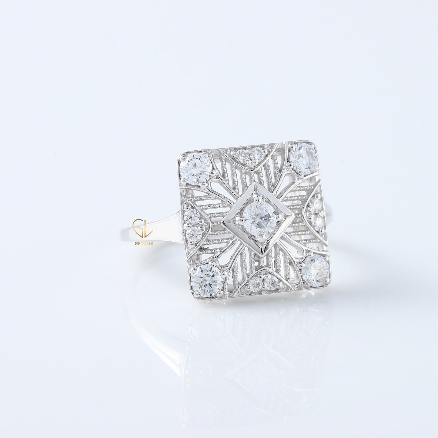 1890s Vintage Filigree Design Round Lab Grown Antique Ring