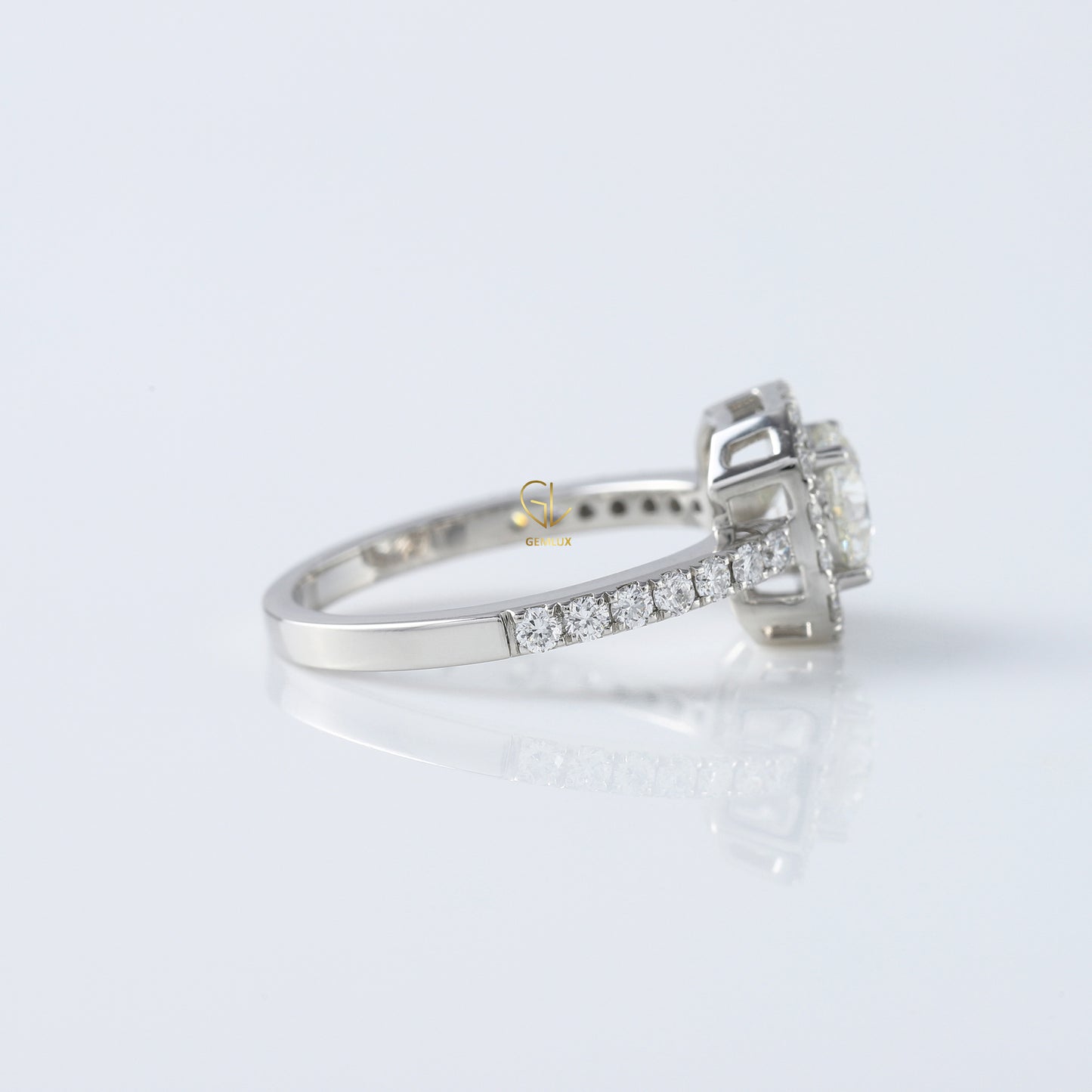 1 Ct Round Cut Lab Grown Diamond Halo Engagement Ring