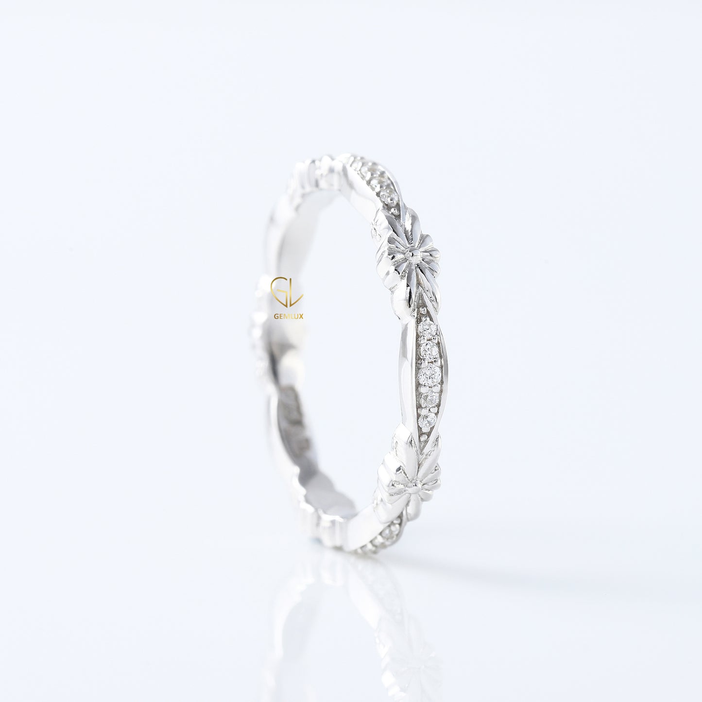 Art Deco Antique Flower Filigree Lab Grown Wedding Band