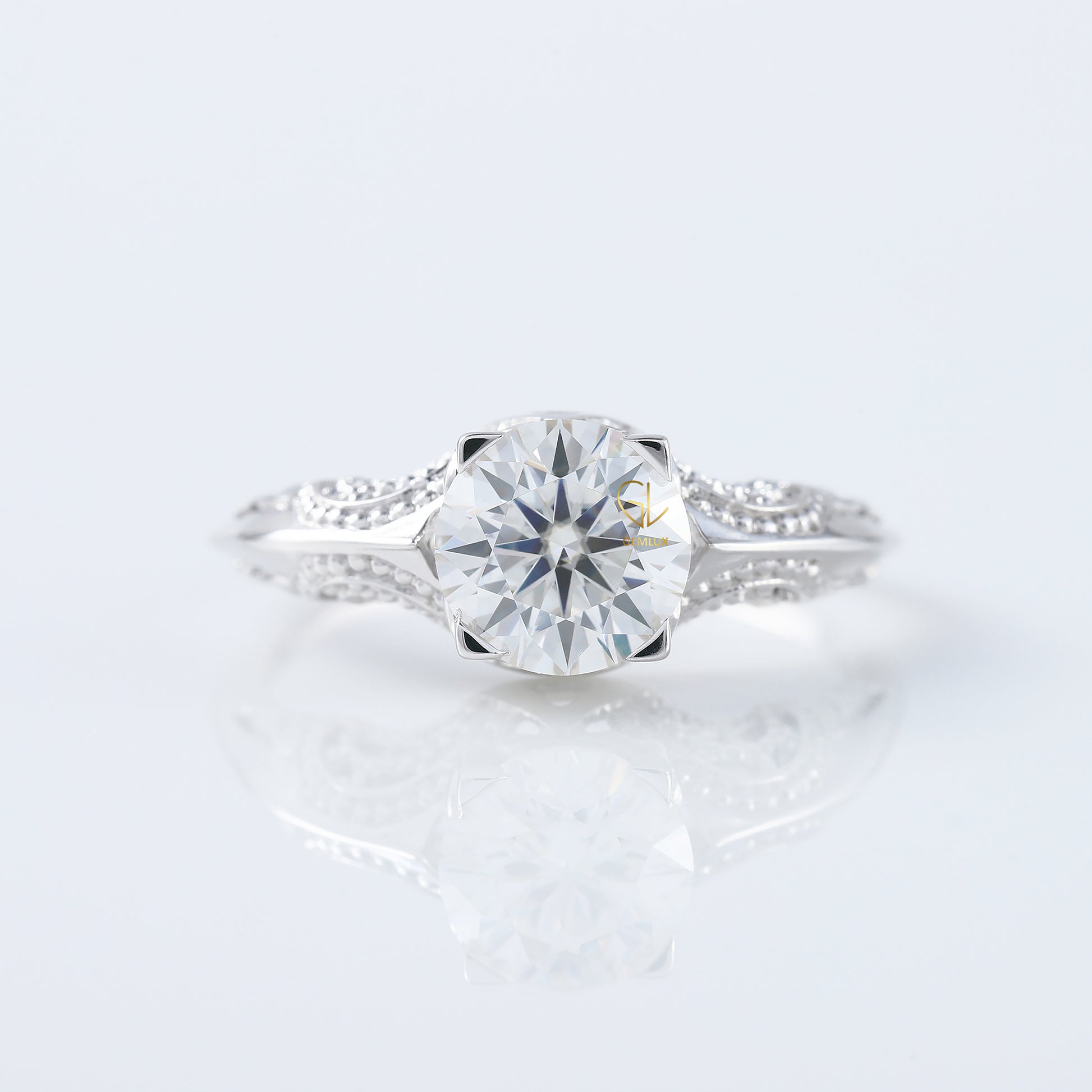 Art Deco Round Cut Moissanite Filigree Engagement Ring