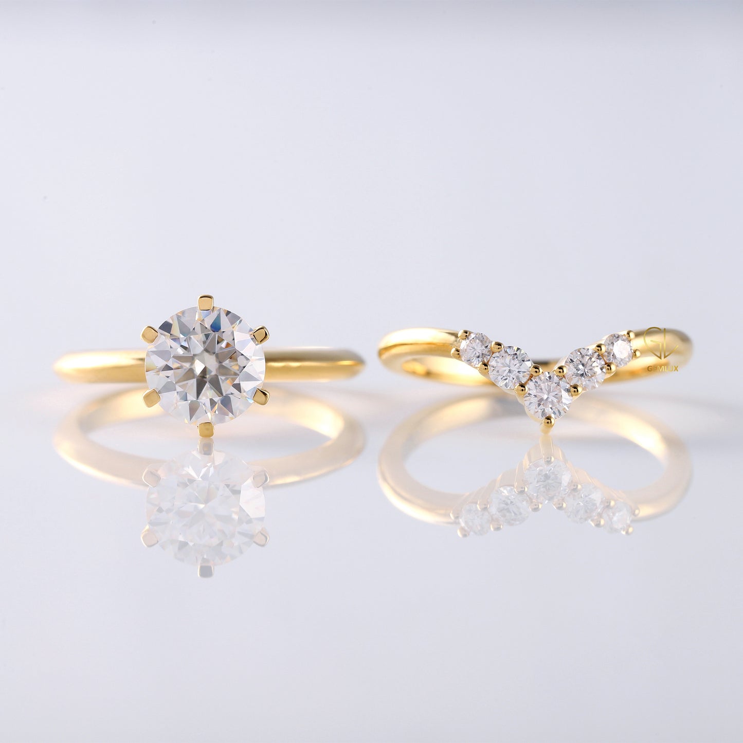 Certified Round Cut Lab Grown Diamond Solitaire Engagement Ring With Matching Curved Ring Set
