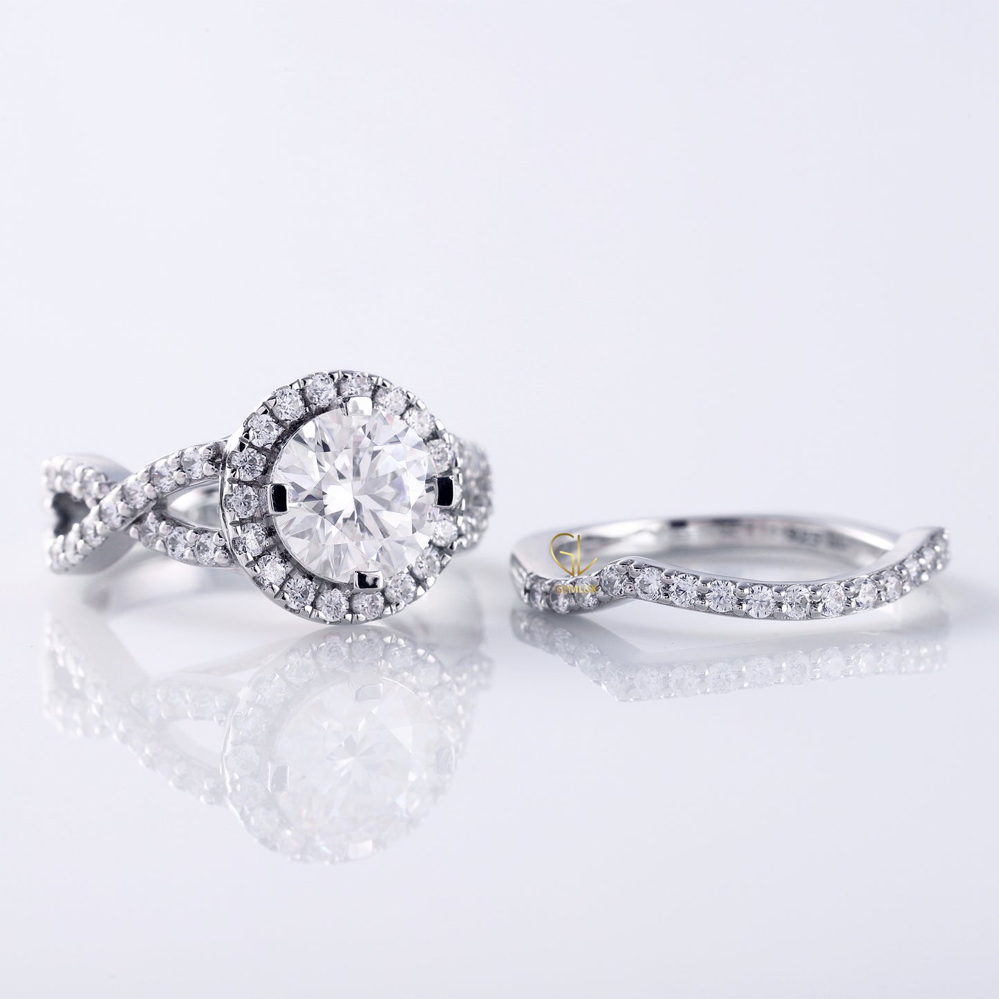 Round Cut Moissanite Twisted Ring With Curved Matching Bridal Ring Set