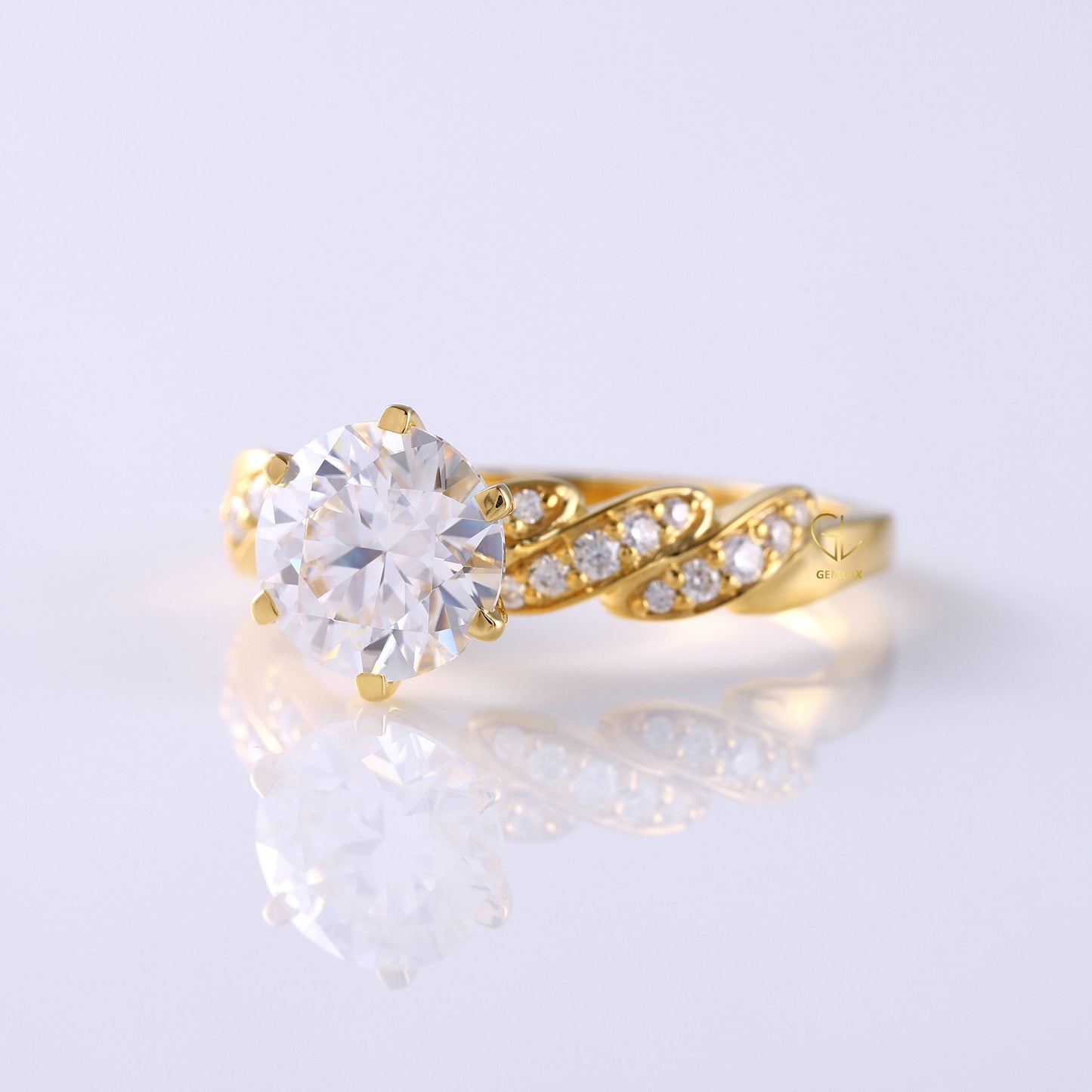 Twisted Round Cut Moissanite Diamond Engagement Ring