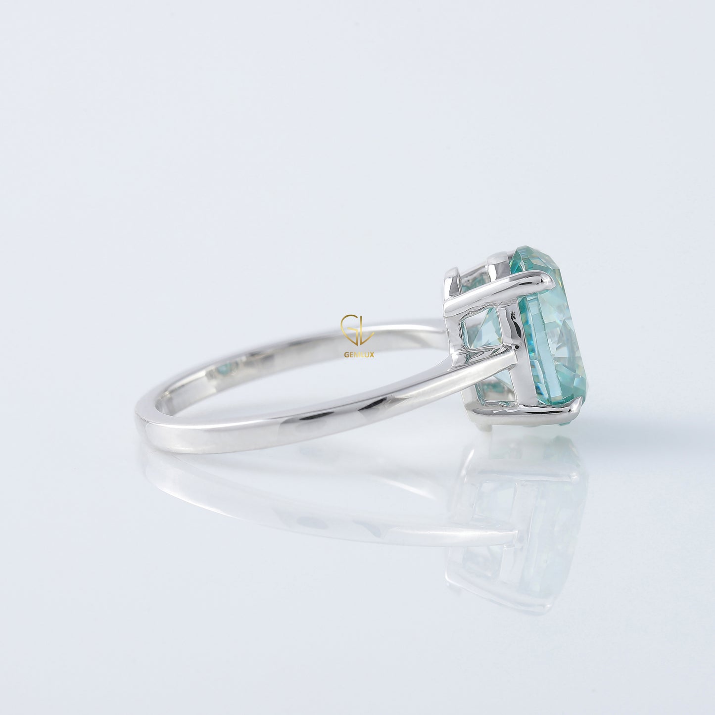 Blue Aquamarine Oval Cut Moissanite Solitaire Ring