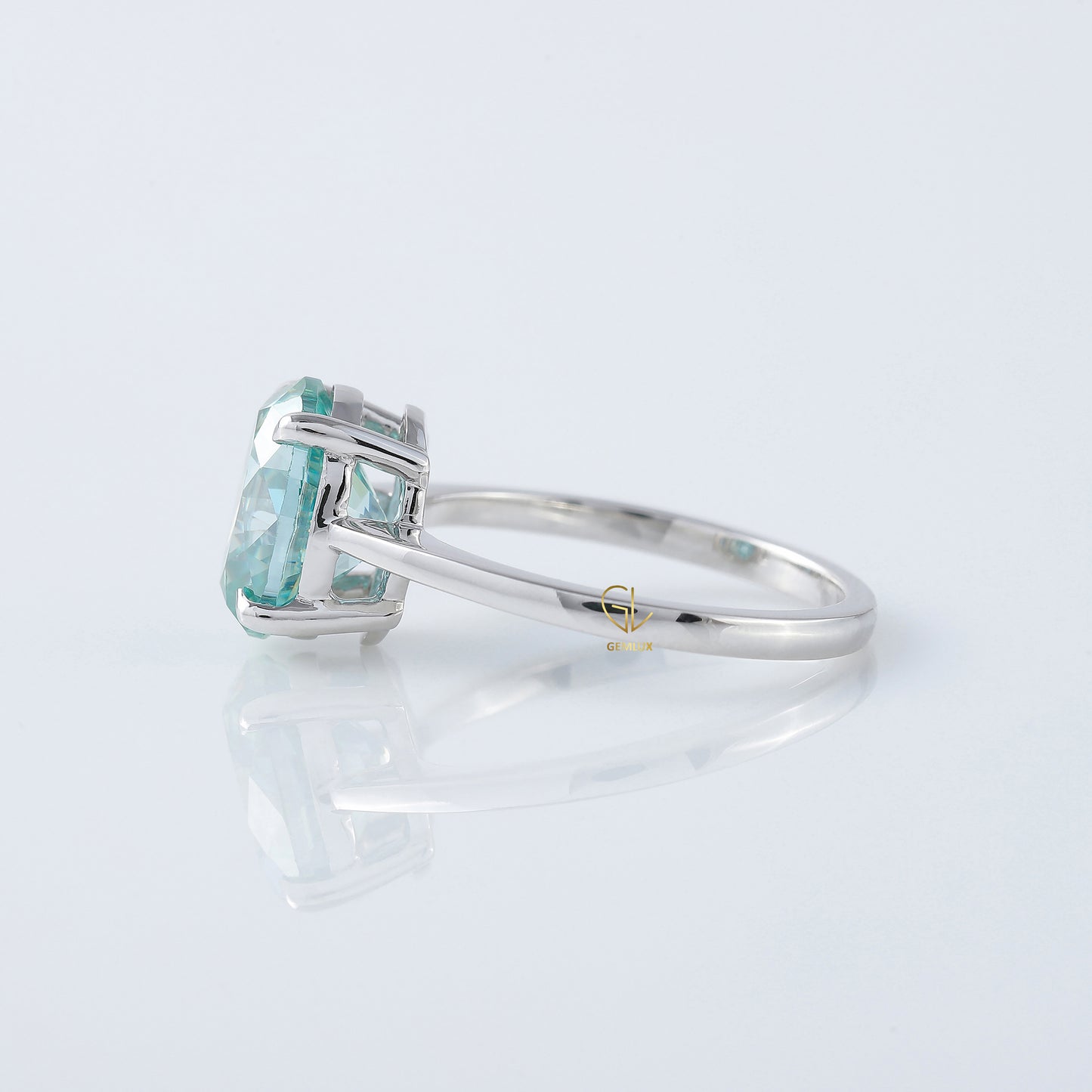 Blue Aquamarine Oval Cut Moissanite Solitaire Ring