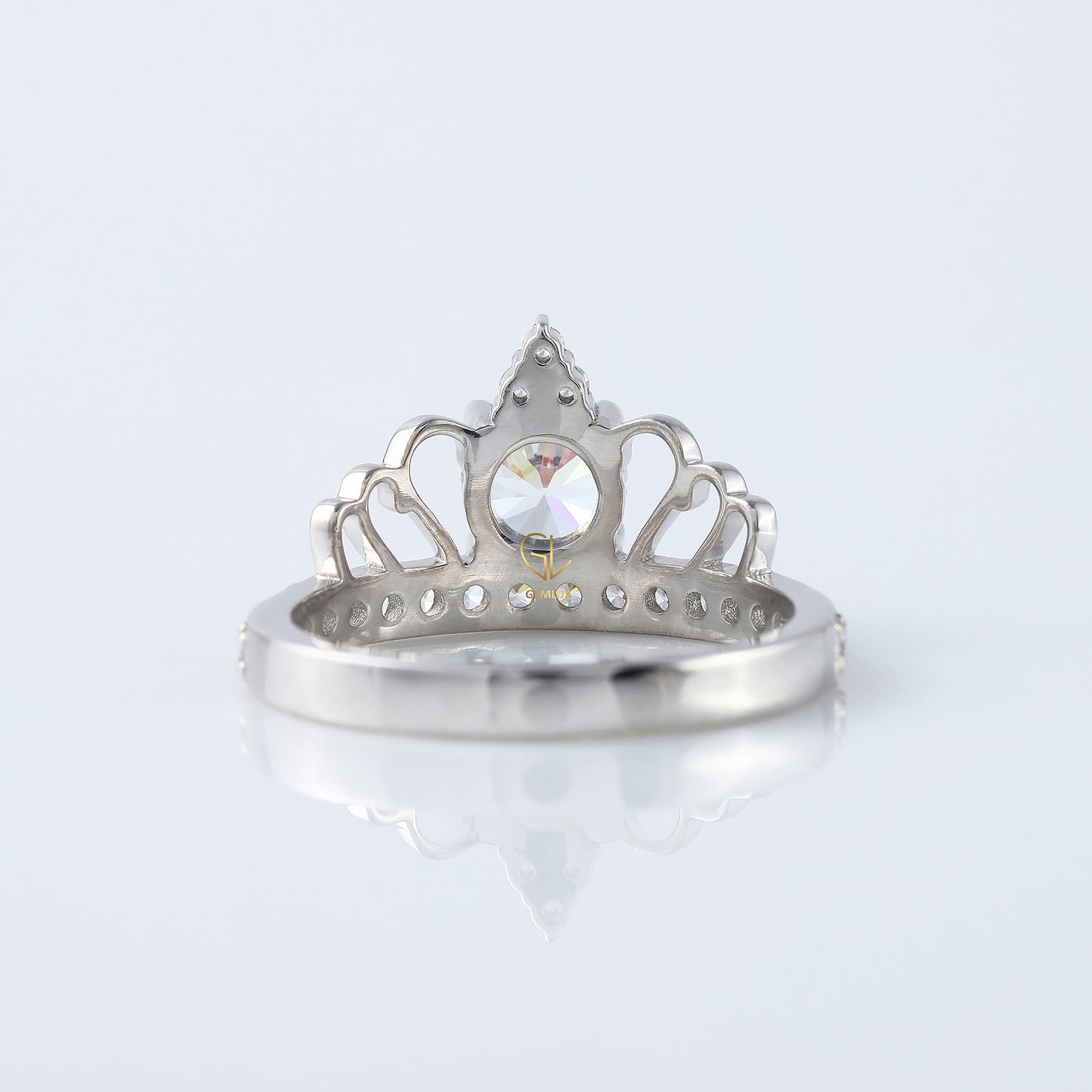 Round Cut Moissanite Queen Crown Proposal Ring