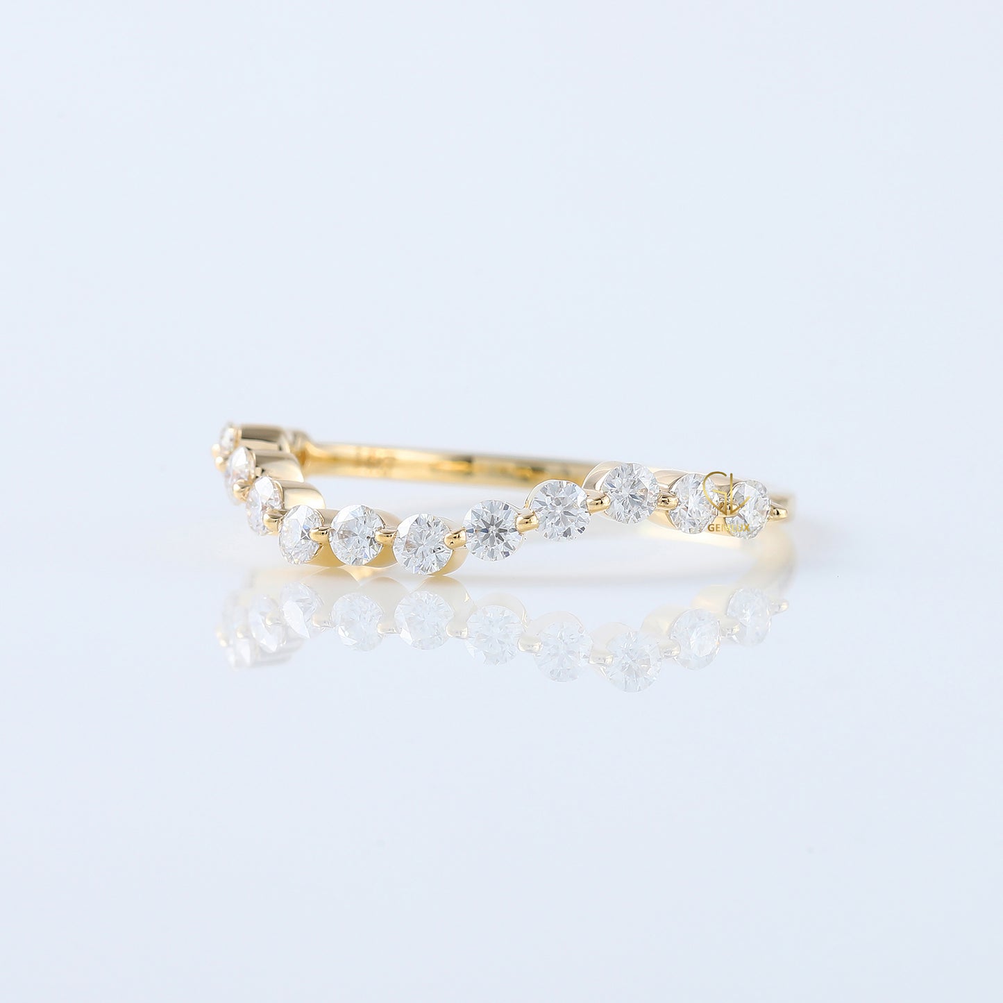 Round Cut Moissanite Diamond Curved Wedding Band