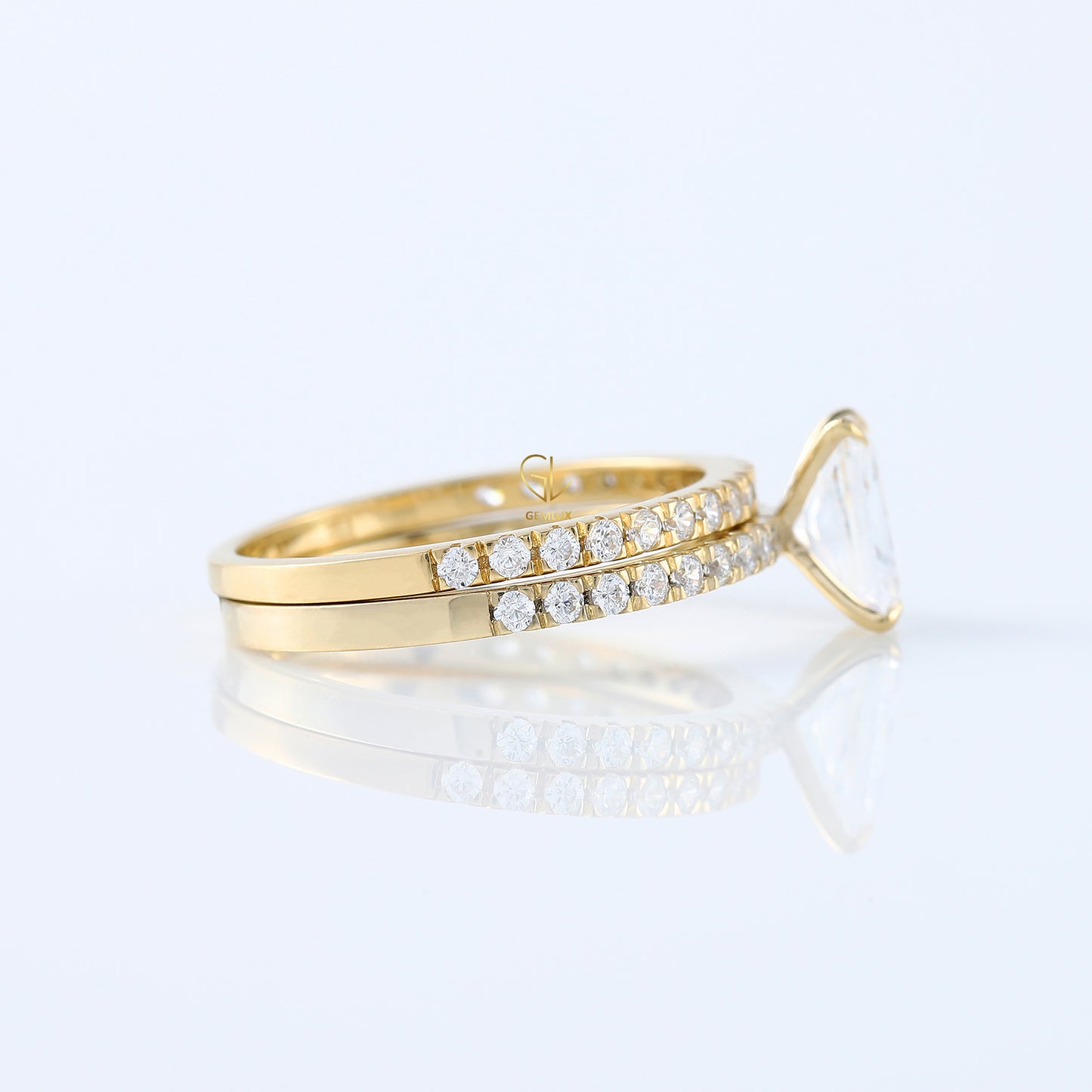 Radiant Cut Lab Grown Diamond Ring Set