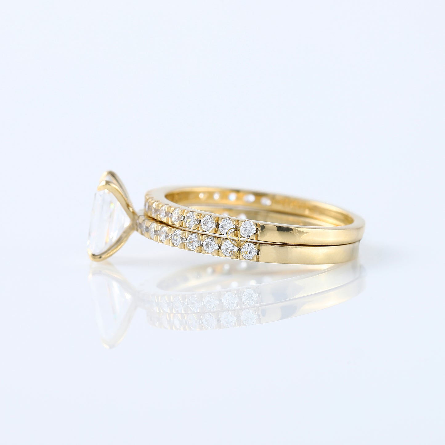 Radiant Cut Lab Grown Diamond Ring Set