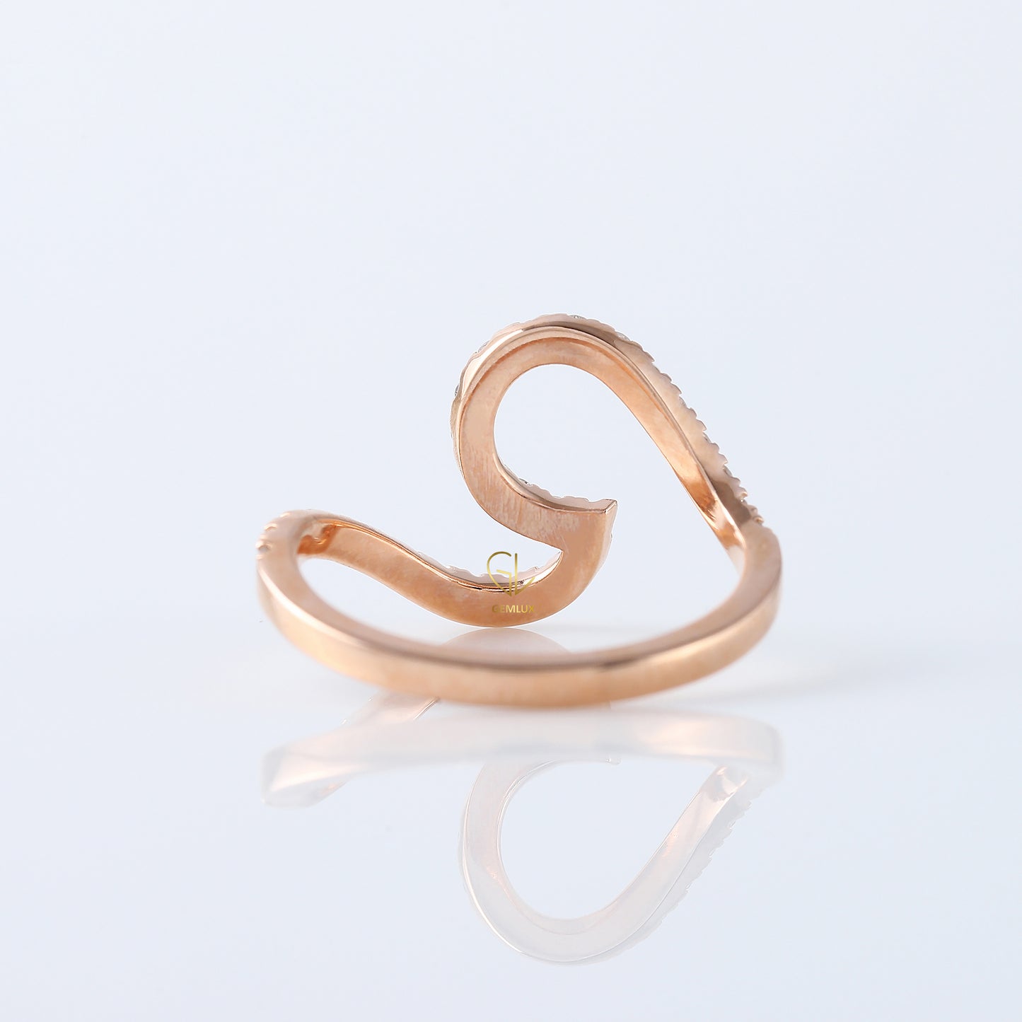 Round Cut Surfers Ocean Wave Moissanite Ring