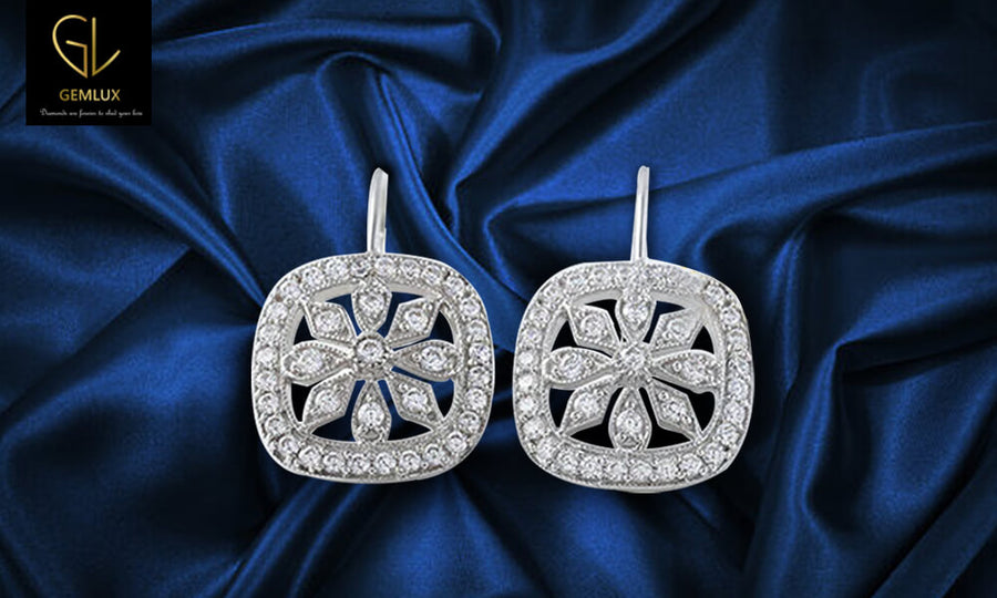 Lab-Grown Diamond Engagement Ring in Vintage Style