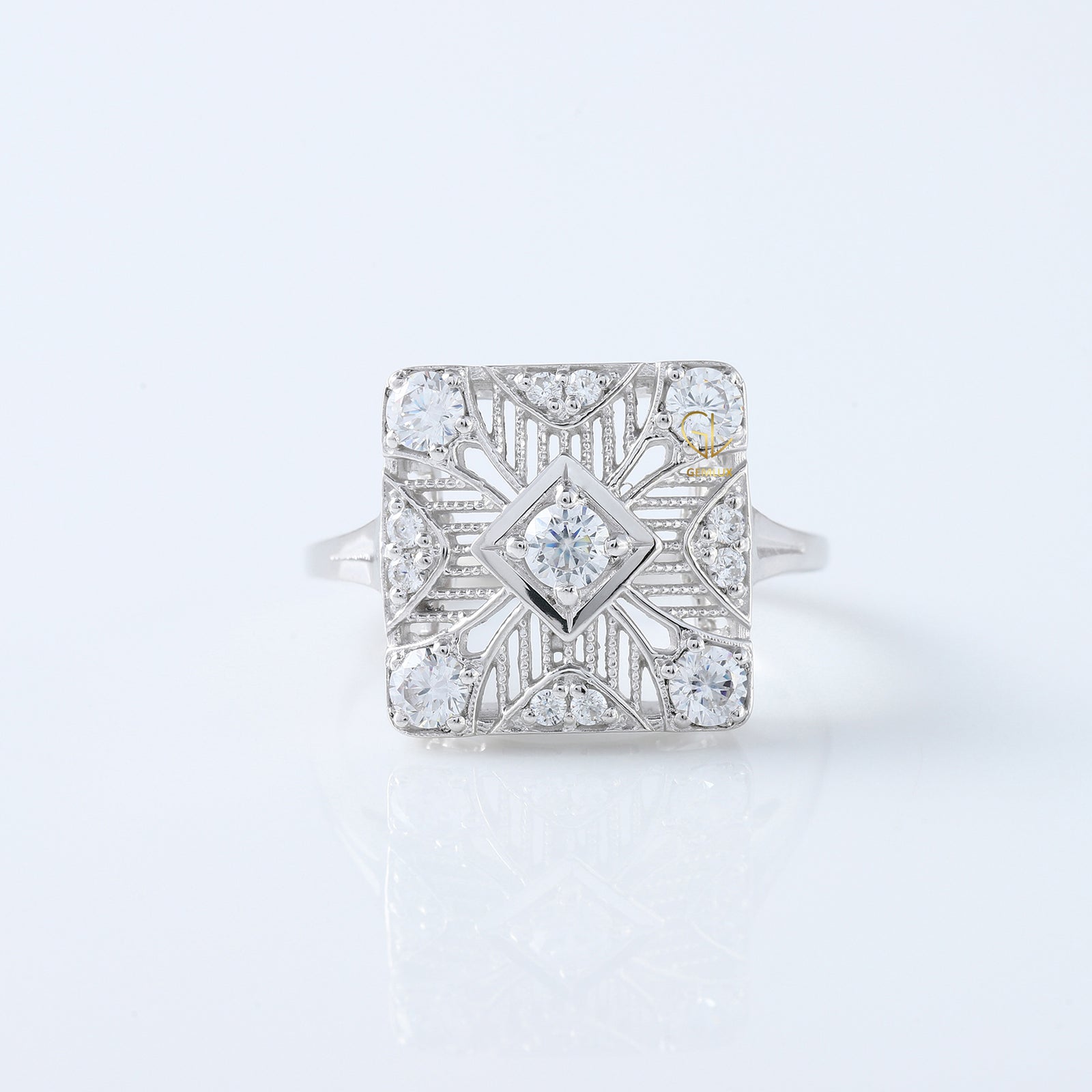 1890s Vintage Filigree Design Round Lab Grown Antique Ring