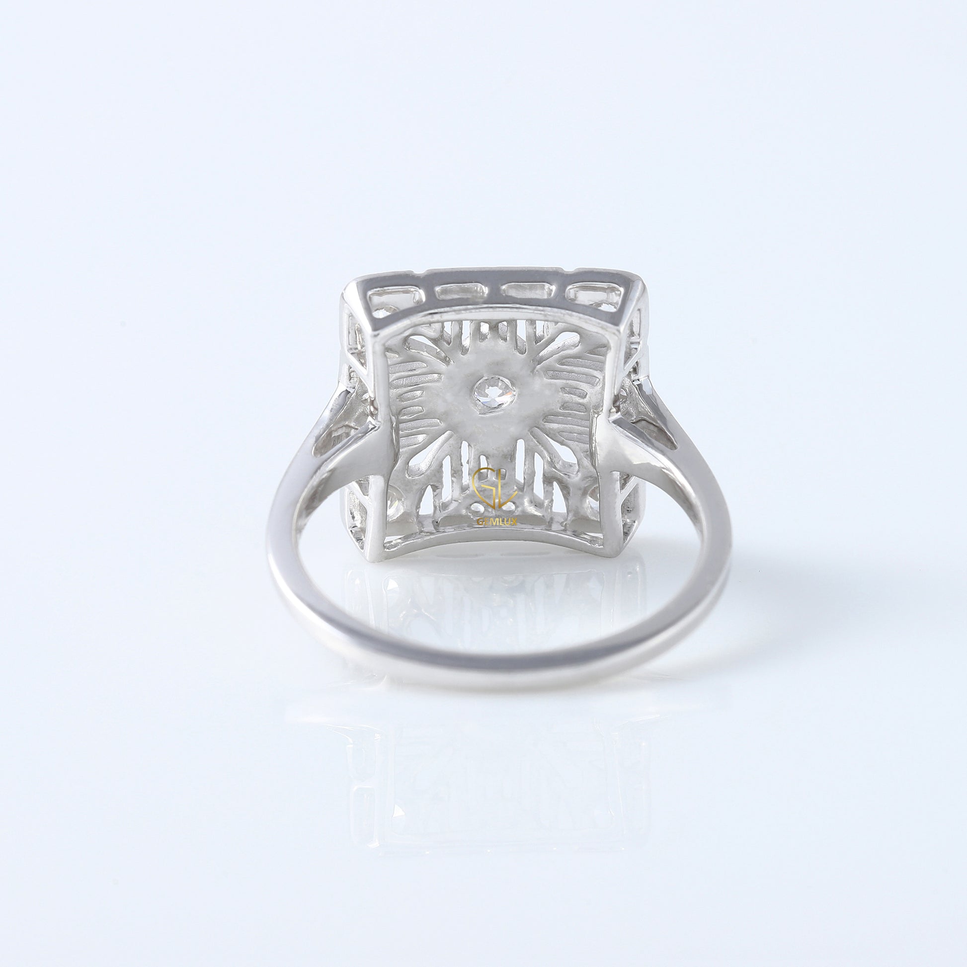 1890s Vintage Filigree Design Round Lab Grown Antique Ring