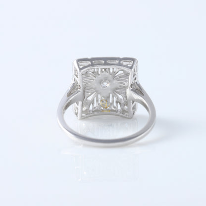 1890s Vintage Filigree Design Round Lab Grown Antique Ring