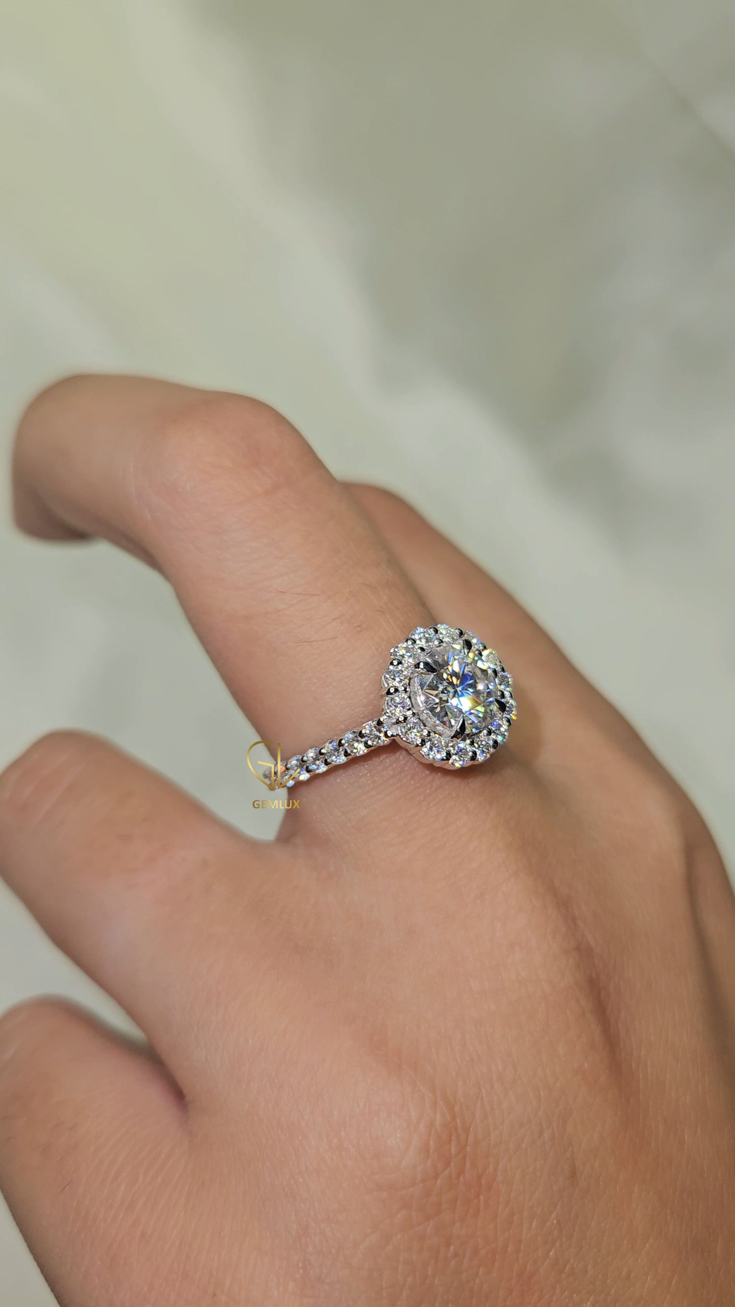 1 Carat Round Moissanite Halo Engagement Ring