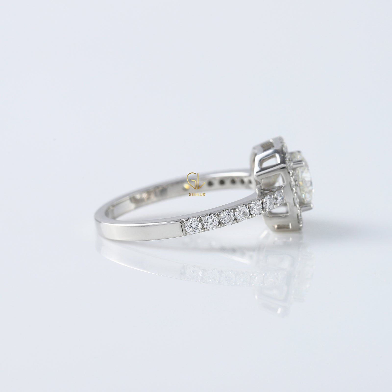 1 Ct Round Cut Lab Grown Diamond Halo Engagement Ring