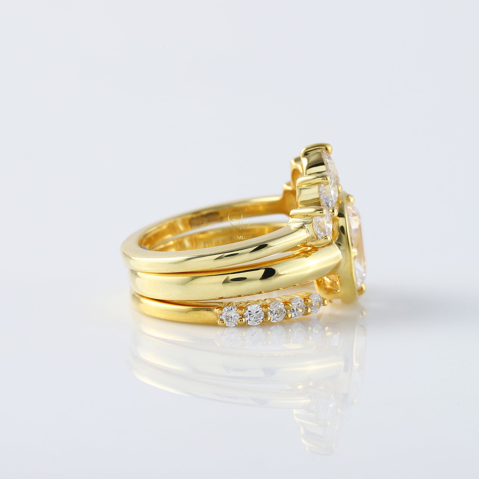 2 ct Elongated Cushion Moissanite Diamond Trio Ring Set - Yellow Gold