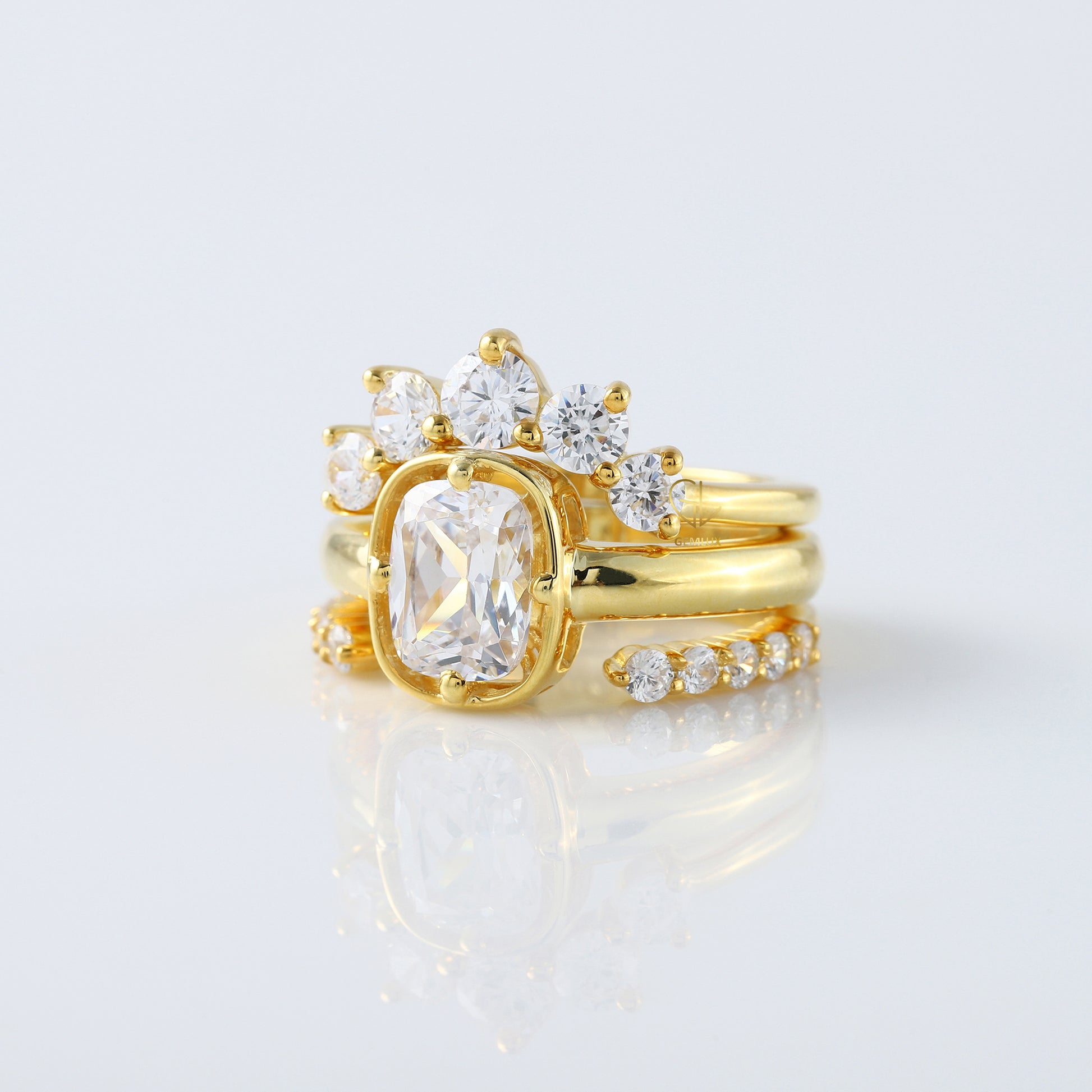 2 ct Elongated Cushion Moissanite Diamond Trio Ring Set - Yellow Gold