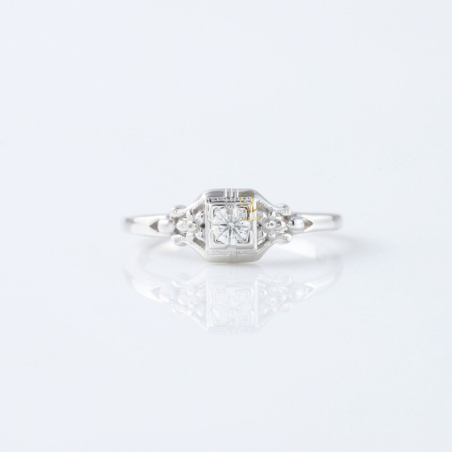 Antique Filigree Round Moissanite Diamond Engagement Ring