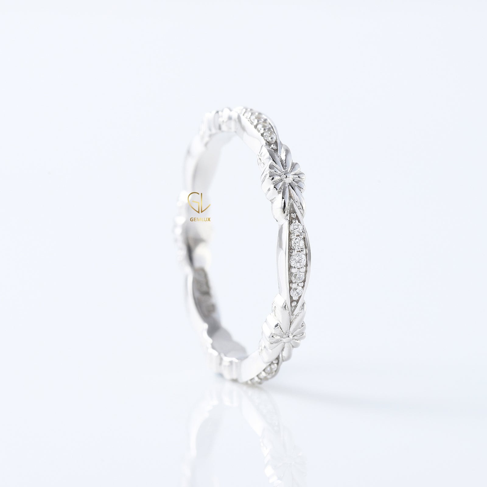 Art Deco Antique Flower Filigree Lab Grown Wedding Band