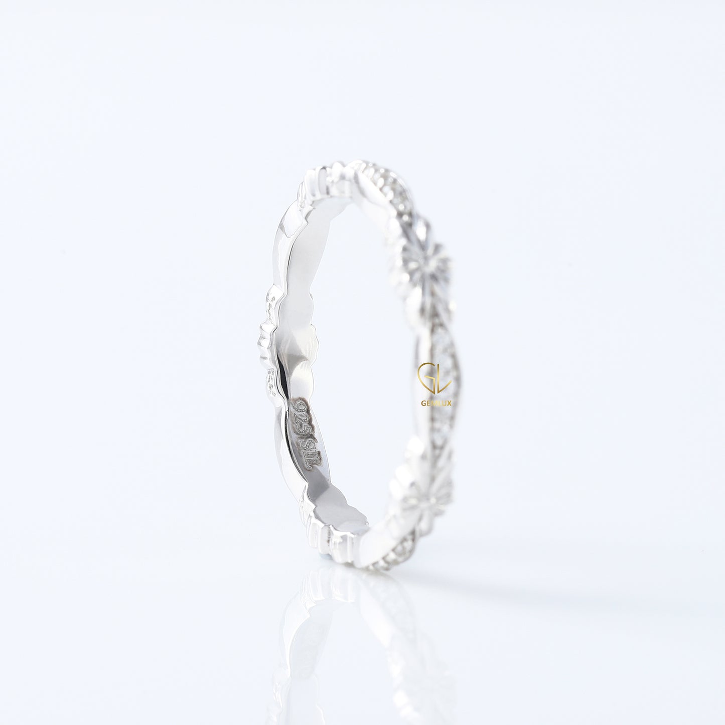 Art Deco Antique Flower Filigree Lab Grown Wedding Band