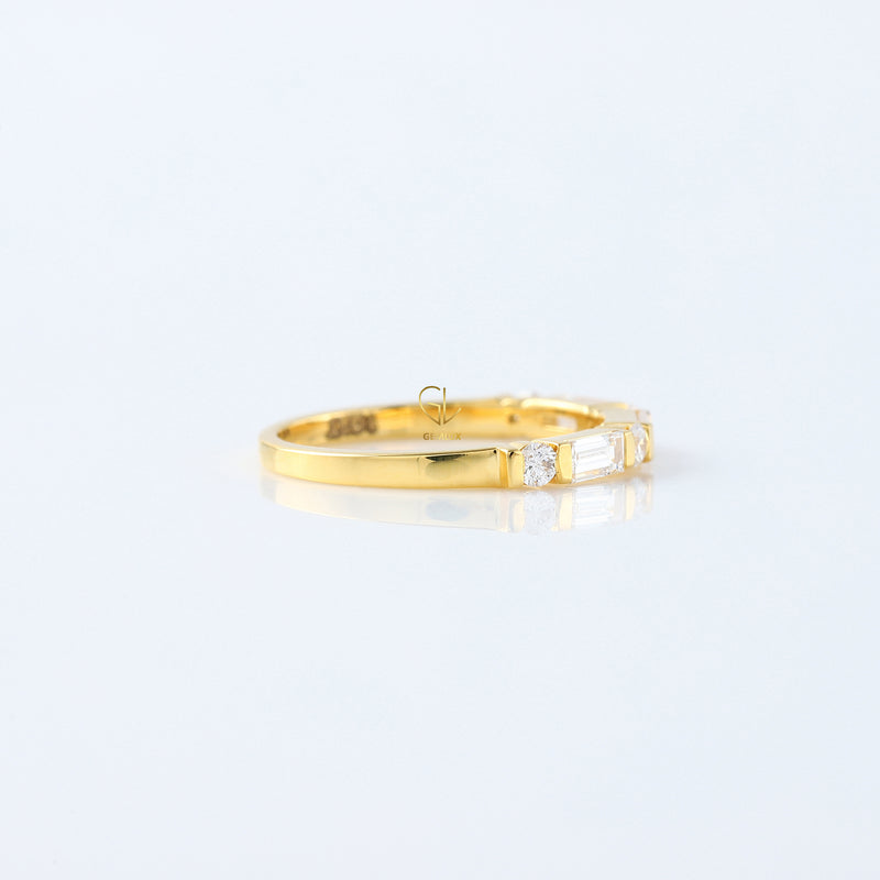 Baguette & Round Cut Moissanite Diamond Bar Setting Alternating Wedding Band