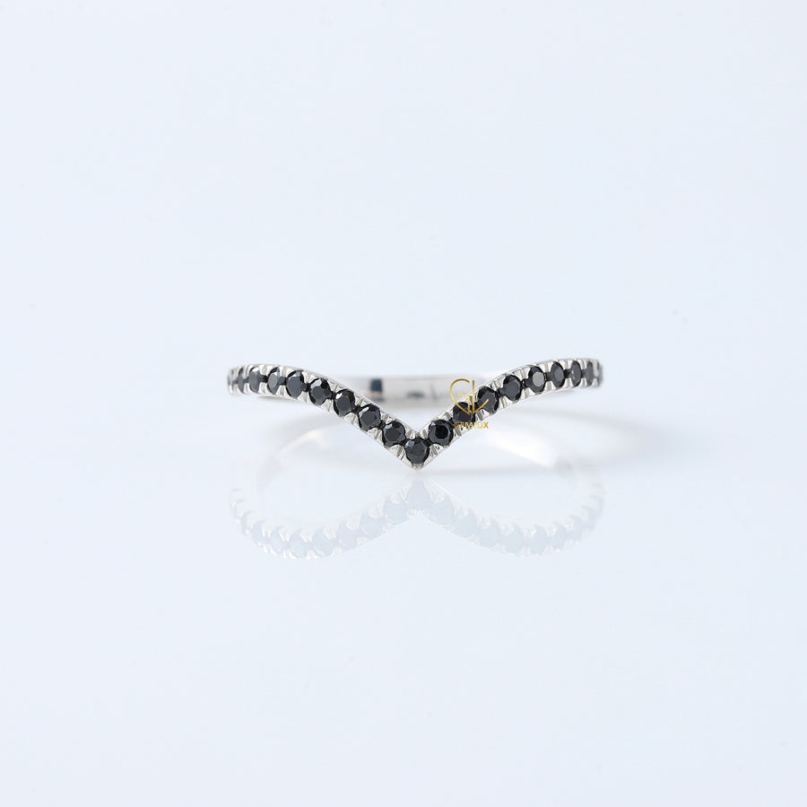 Black Round Cut Moissanite Diamond Curved Wedding Band