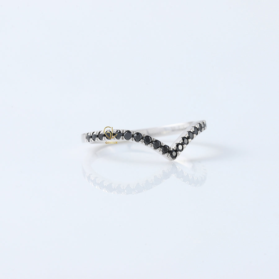 Black Round Cut Moissanite Diamond Curved Wedding Band