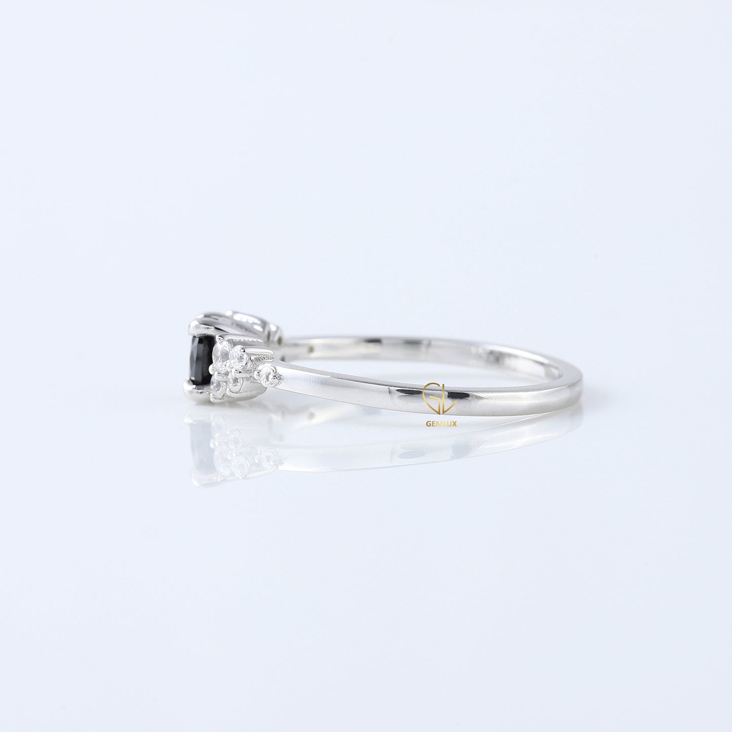 Black Round Cut Natural Diamond Tiny Cluster Ring