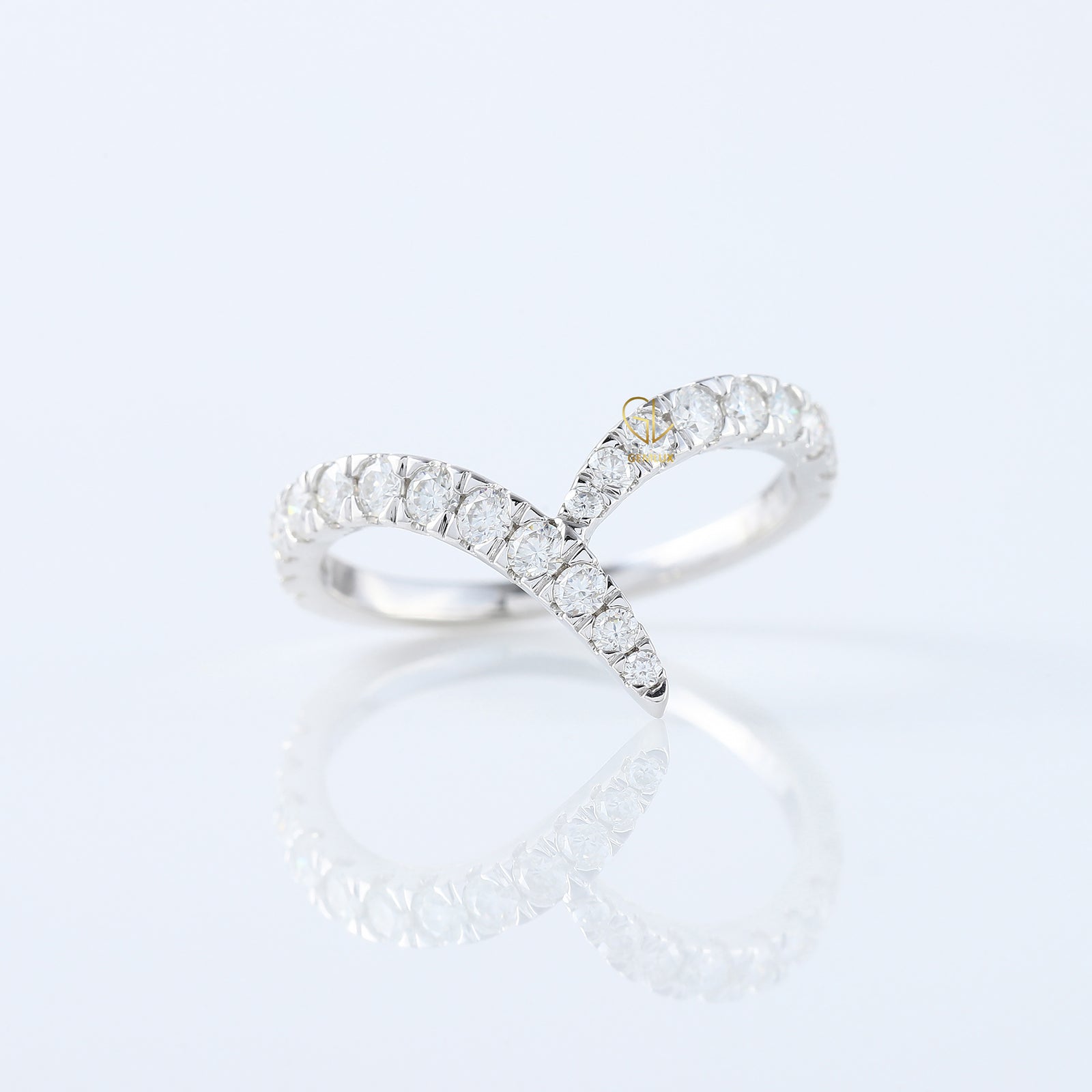 Curved V Shape Round Cut Moissanite Wedding Ring