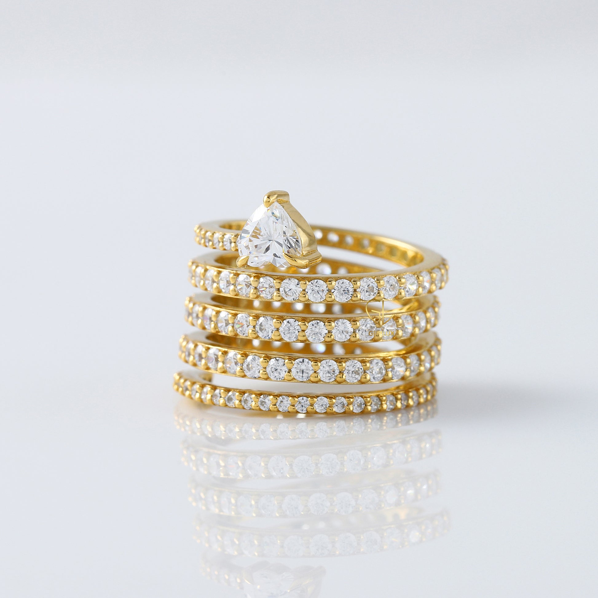 Heart & Round Cut Moissanite Diamond Spiral Wedding Ring