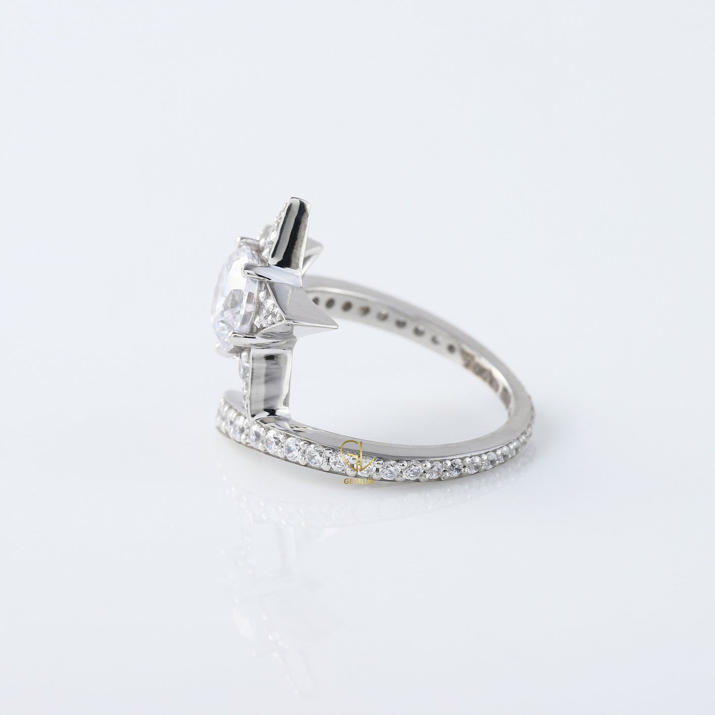 IGI Certified Round Cut Lab Grown Diamond Star Shape Ring