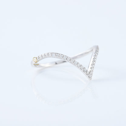 V Shape Lab Grown Diamond Wishbone Wedding Ring