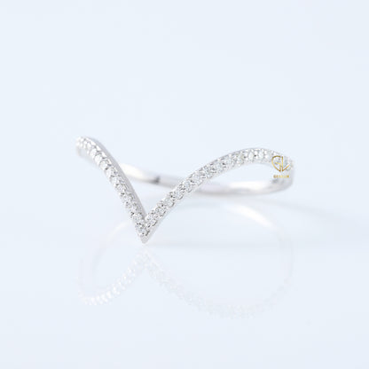 V Shape Lab Grown Diamond Wishbone Wedding Ring