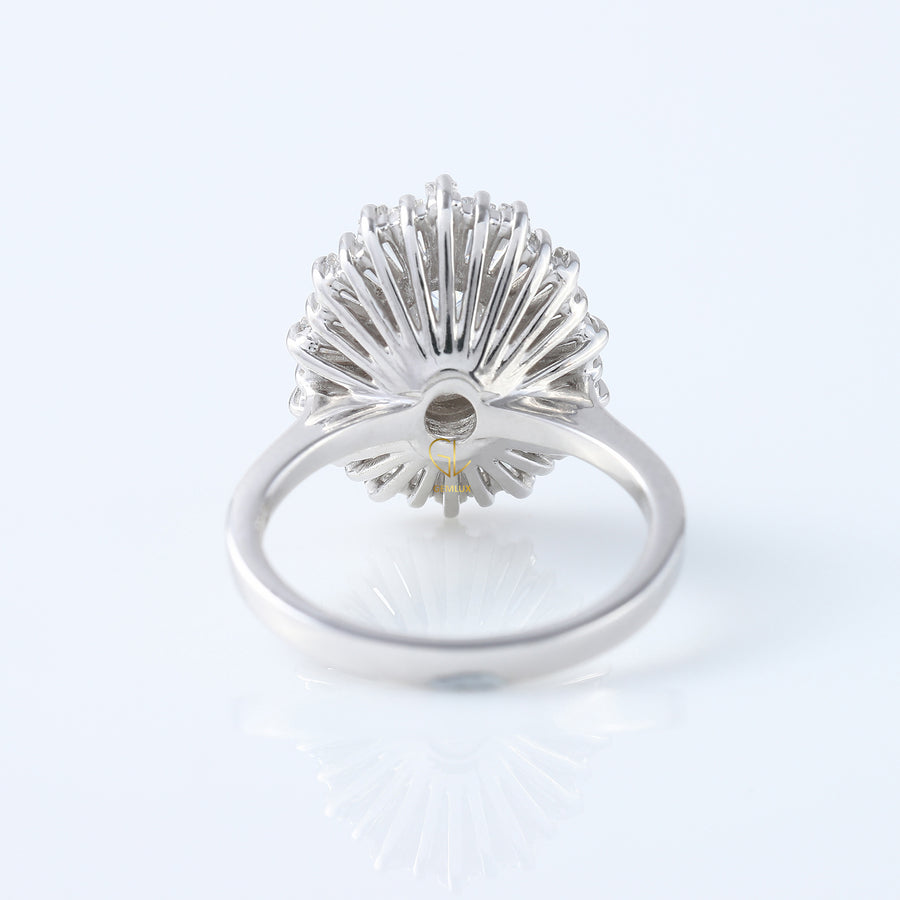 Oval Moissanite Halo Engagement Ring
