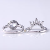 East To West Oval Moissanite Ring With Curved Matching Bridal Ring Set