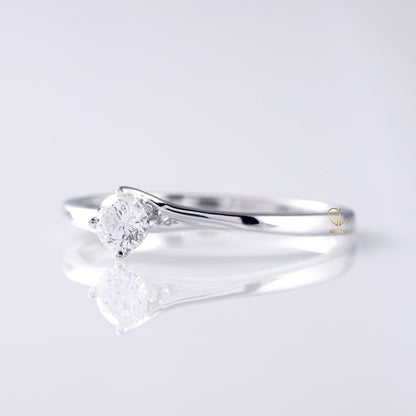 Minimalist Round Cut Lab Grown Diamond Classic Solitaire Engagement Ring