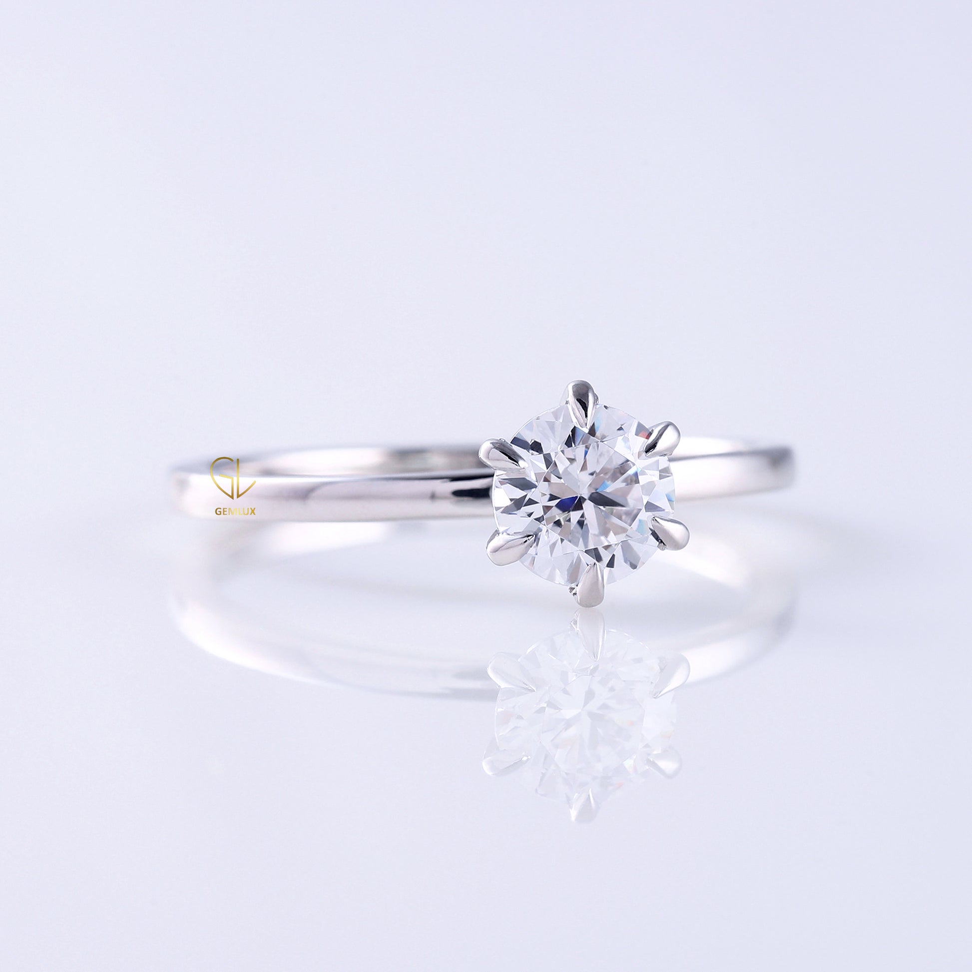 Round Cut Moissanite Diamond Classic Solitaire Engagement Ring