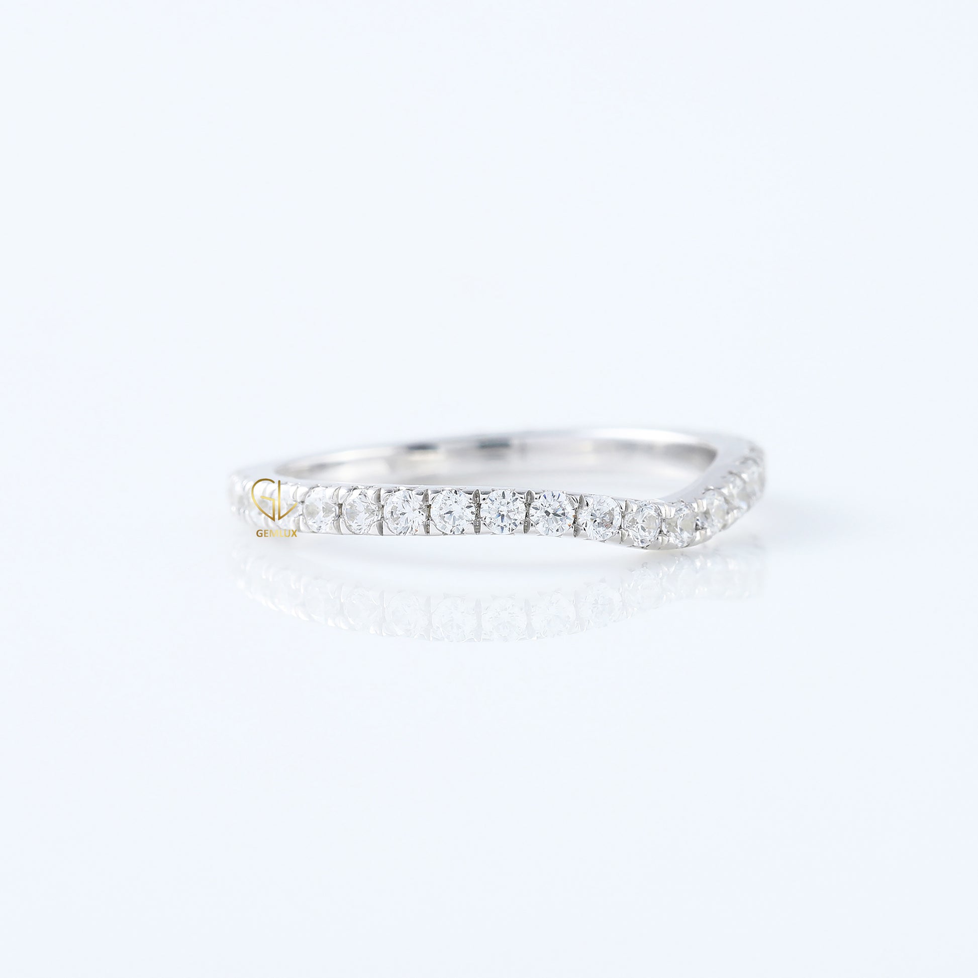 Minimalist Ring, Round Cut Lab Grown Diamond Curved Wedding Ring