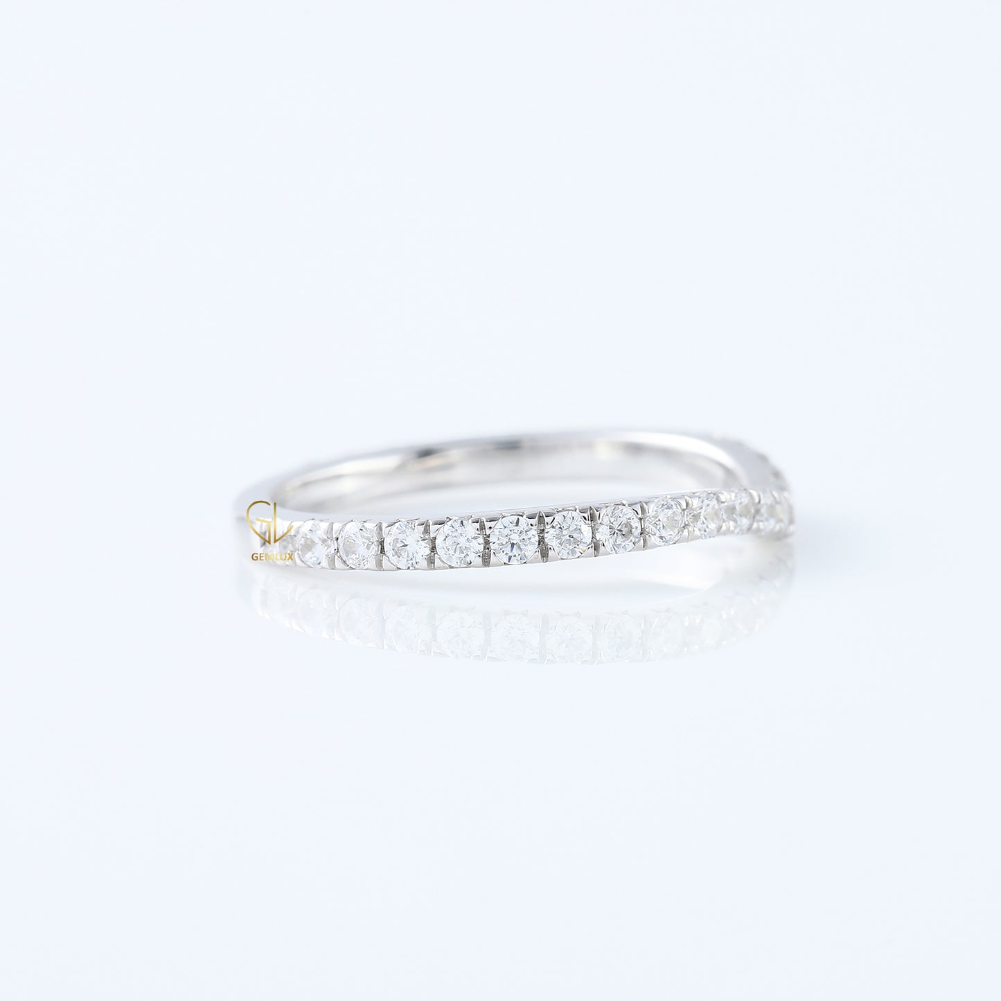 Minimalist Ring, Round Cut Lab Grown Diamond Curved Wedding Ring