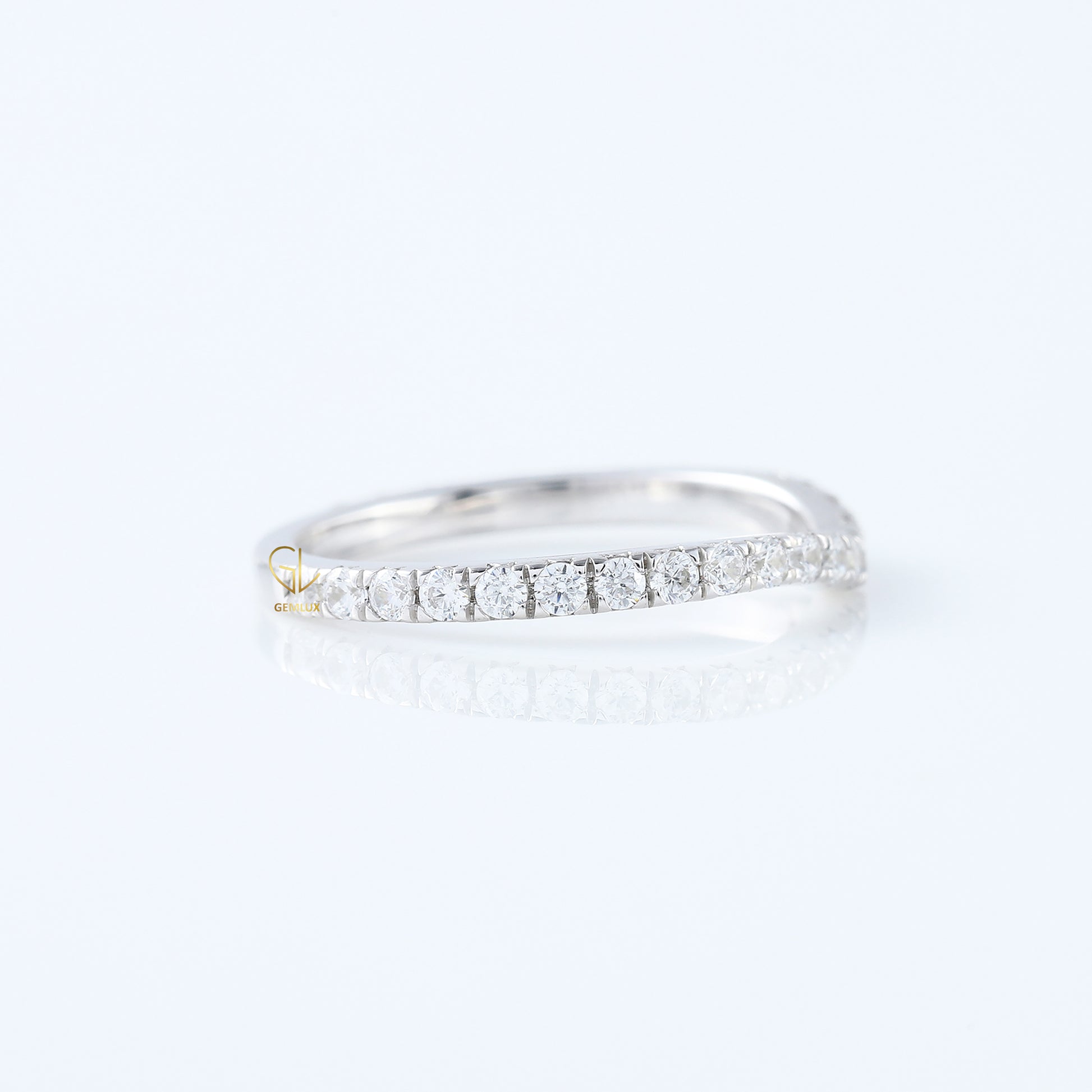 Minimalist Ring, Round Cut Lab Grown Diamond Curved Wedding Ring