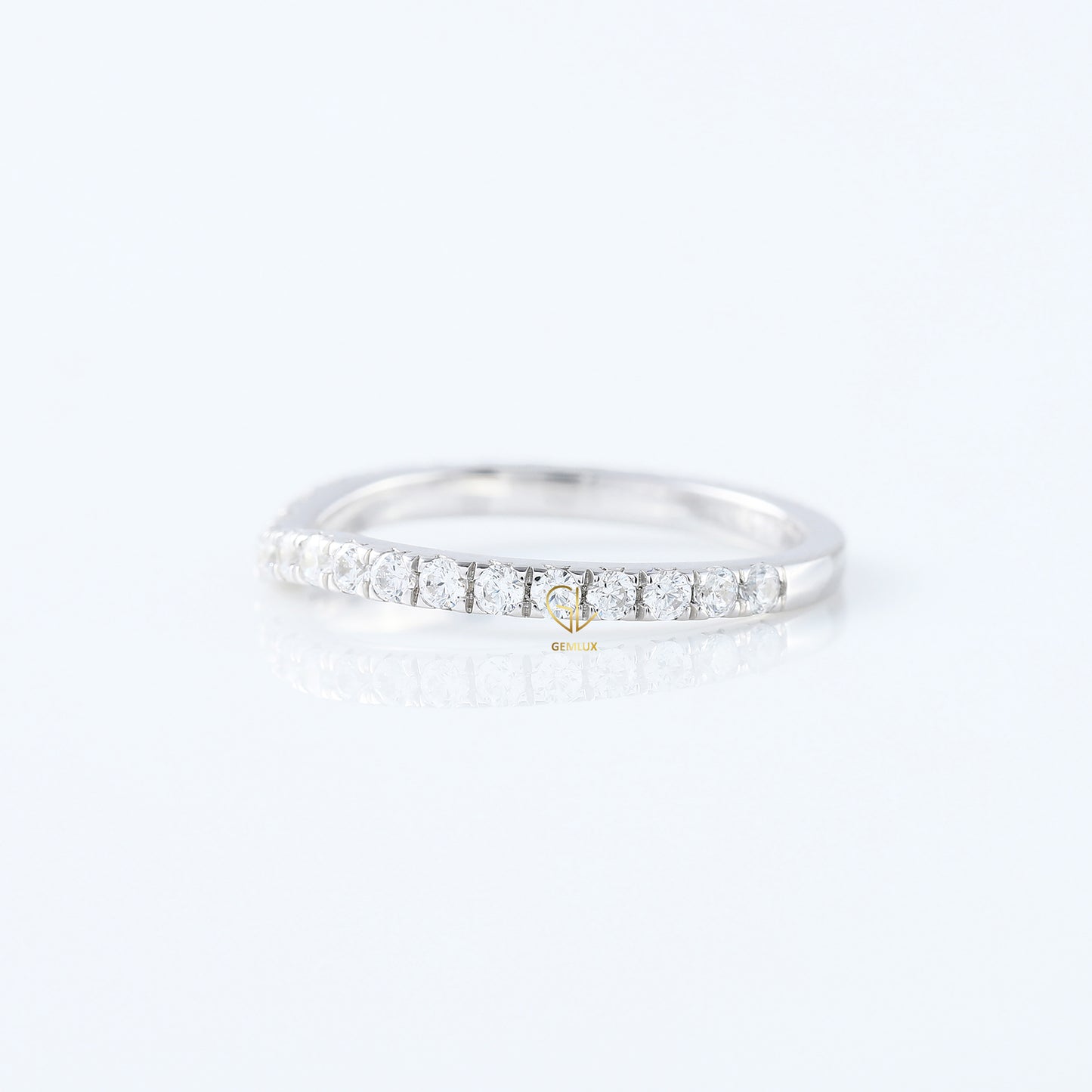 Minimalist Ring, Round Cut Lab Grown Diamond Curved Wedding Ring