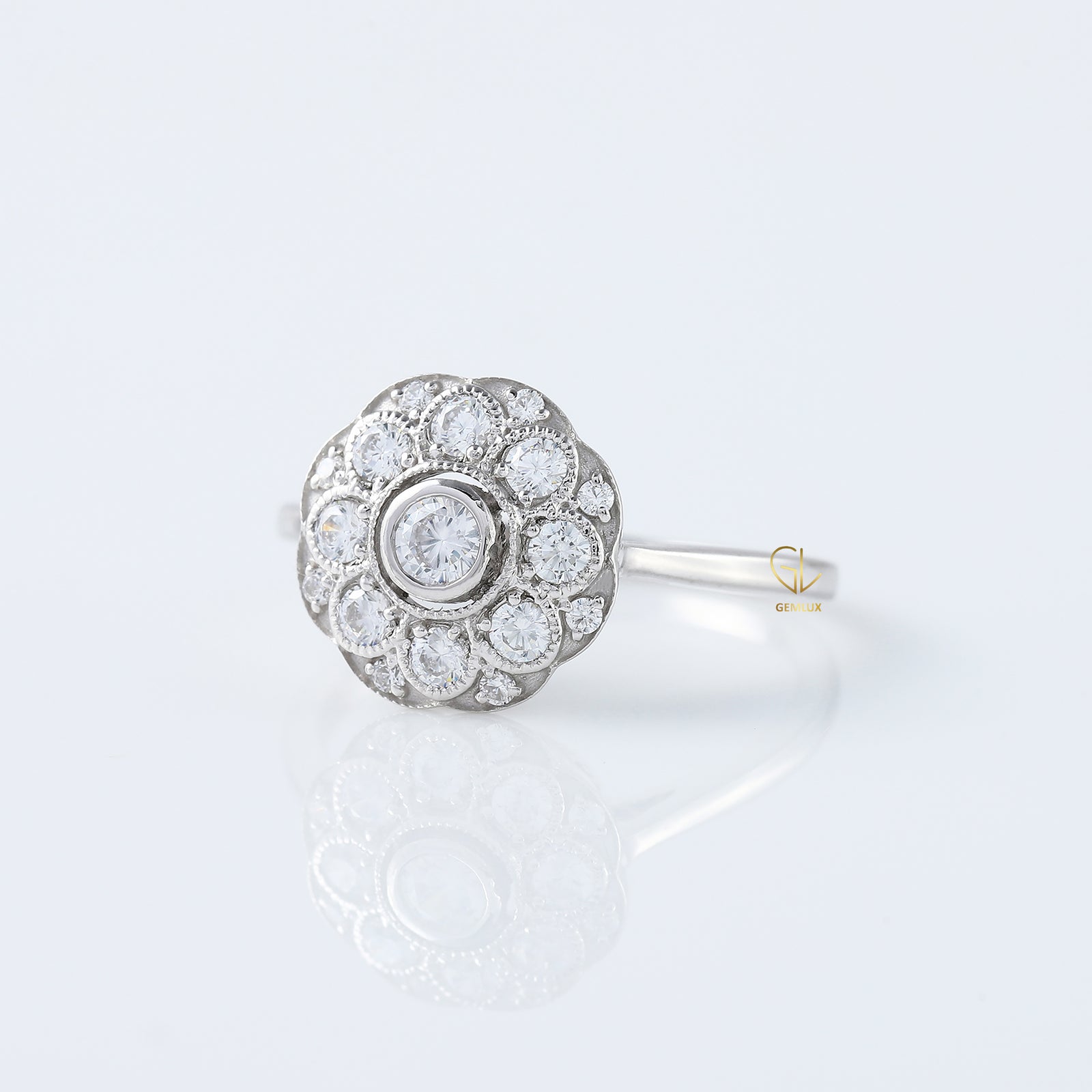 Art Deco Round Cut Moissanite Diamond Bezel Set Floral Halo Engagement Ring