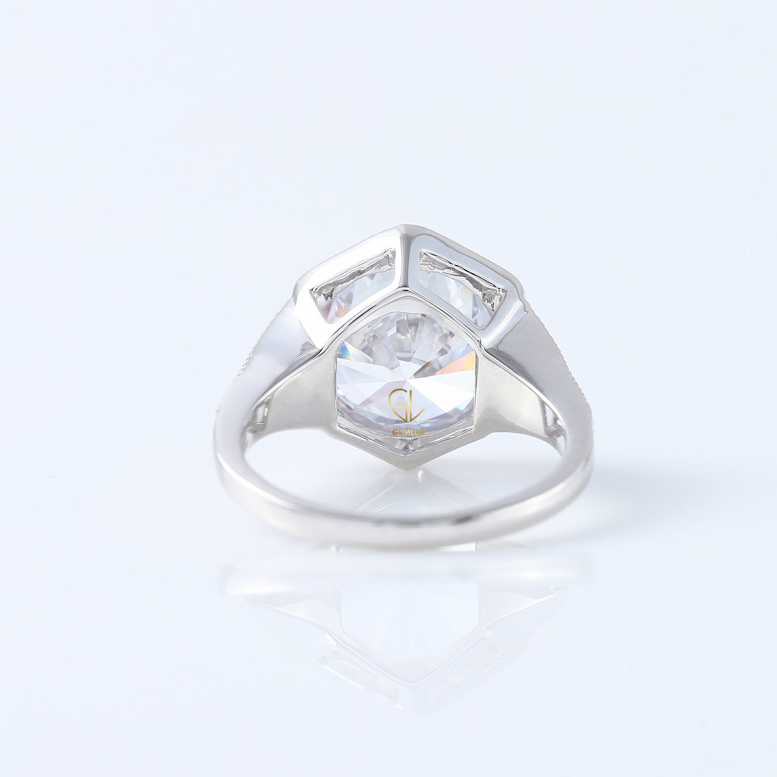 Art Deco Round Cut Moissanite Diamond Bezel Set Milgrain Engagement Ring