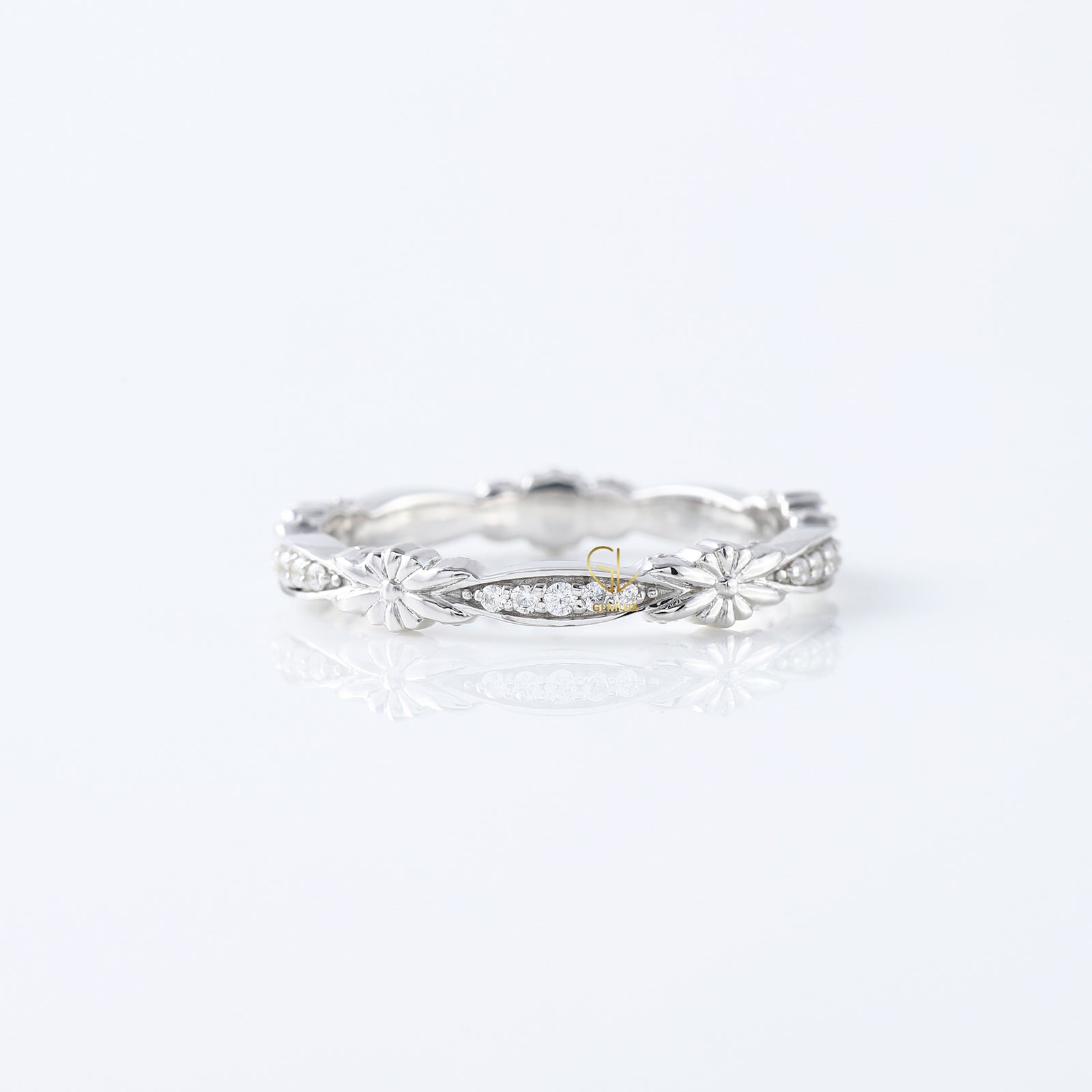 Vintage Style Art Deco Moissanite Diamond Wedding Band