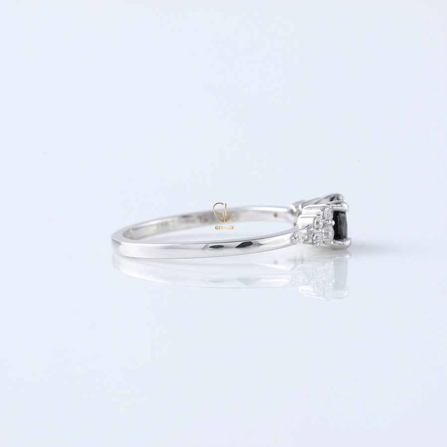 Round Black Moissanite Cluster Engagement Ring