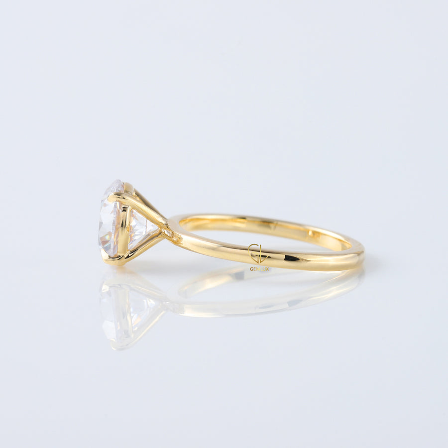 2 Carat Round Moissanite Solitaire Engagement Ring